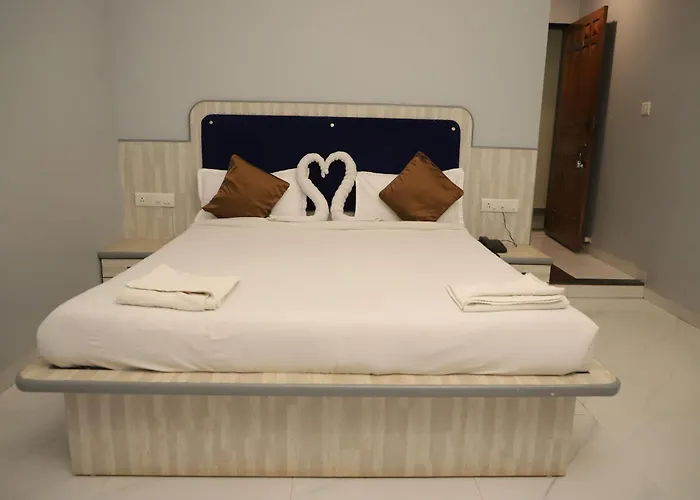 Treebo Jeevan Village Resort With Swimming Pool & Mountain View